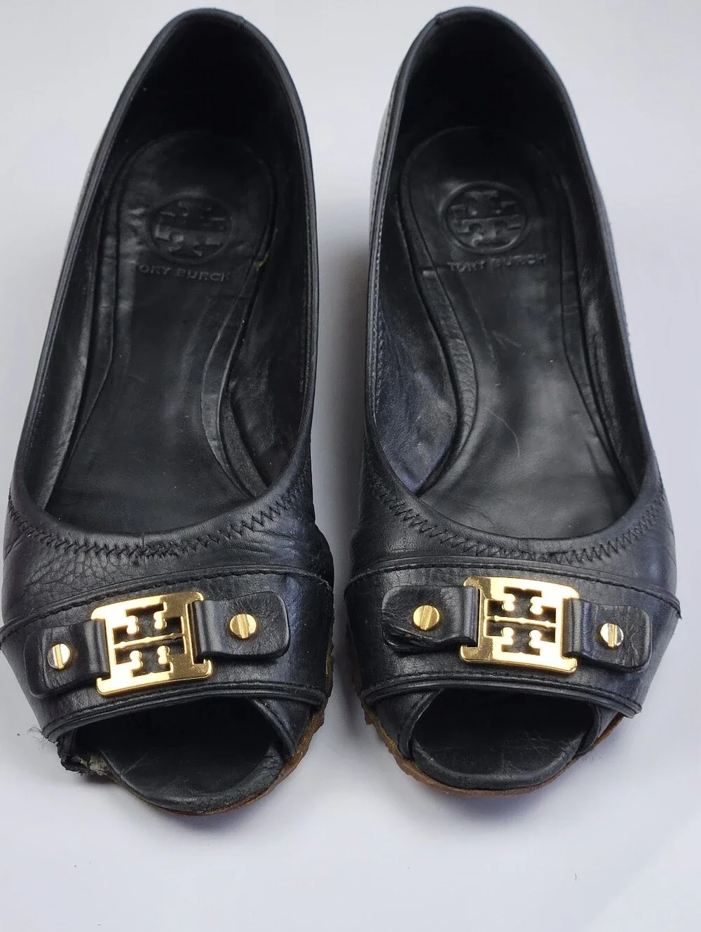 Tory Burch Emma Demi Wedge Open Toe Peep Toe Black Flats Gold Emblem Size 8.5